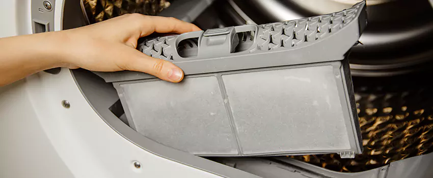Signs Of A Clogged Dryer Lint Trap in Farmington, New Mexico